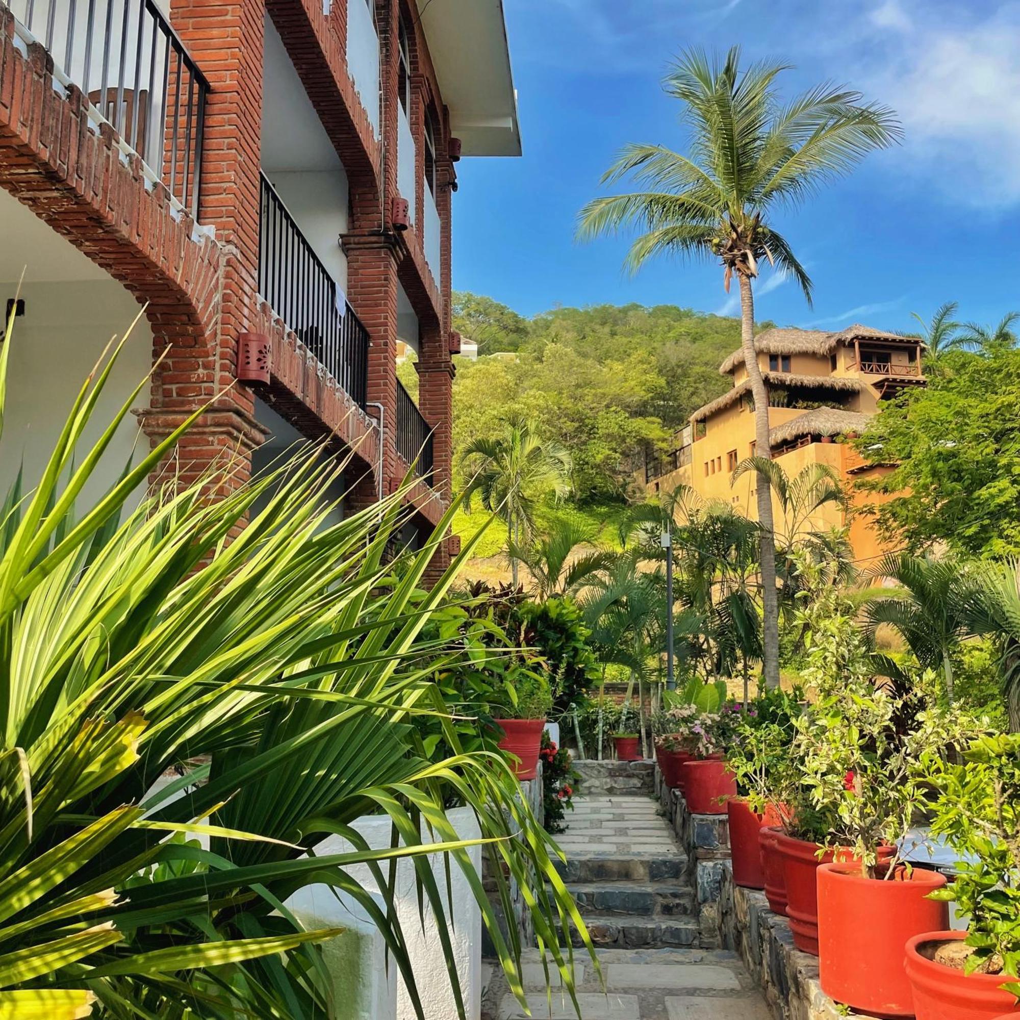 Hotel Villas Ema Zihuatanejo Eksteriør bilde