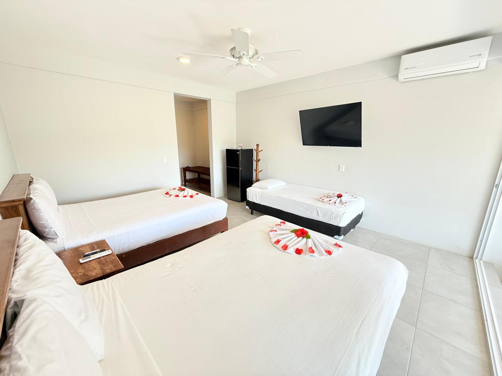 Hotel Villas Ema Zihuatanejo Eksteriør bilde