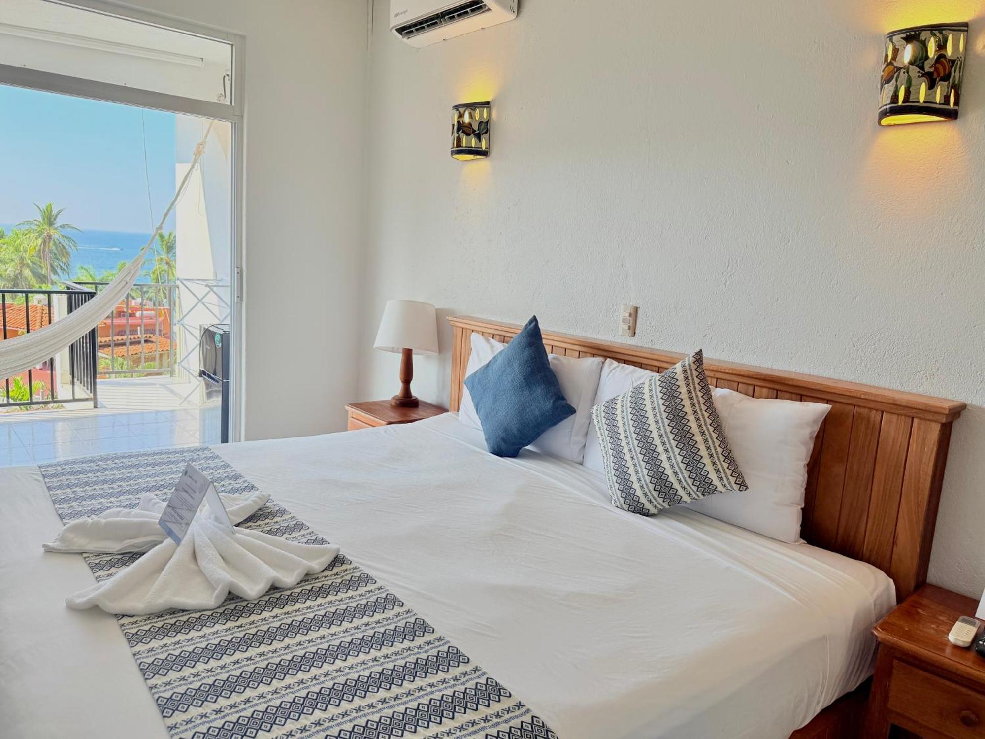 Hotel Villas Ema Zihuatanejo Eksteriør bilde